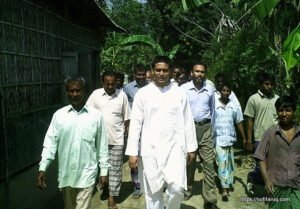 সুফি ফরুক রামচন্দ্রপুর জামে মসজিদের ওজুখানা তৈরিতে নিজে অর্থ সহায়তা করেন ও স্থানিয় সবাইকে নির্মান সহায়তা করতে অনুরোধ করেন