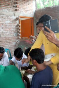 অন্নপূর্ণায় সামাজিক গণমাধ্যম প্রচার কর্মীদের মিলন মেলা ২৭ ০৬ ২০১৭ 297 অন্নপূর্ণায় সামাজিক গণমাধ্যম প্রচার কর্মীদের মিলনমেলা। অন্নপূর্ণা, বাঁশগ্রাম গ্রাম, বাগুলাট ইউনিয়ন, কুমারখালী উপজেলা।