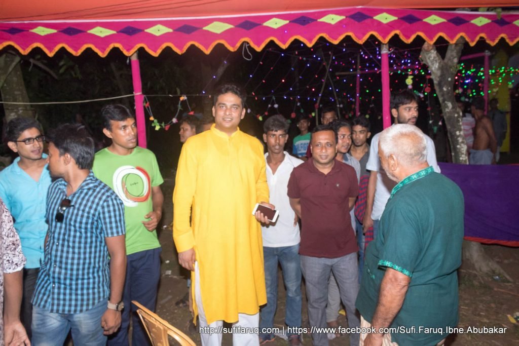 খোকসা উপজেলার, ওসমানপুর ইউনিয়নের, হিজলাবট গ্রামের, হিজলাবট কুটিবাড়ী সার্বজনীন শ্রী শ্রী দুর্গা মন্দির পরিদর্শন ও শুভেচ্ছা বিনিময়- ০৭.০৯.২০১৭