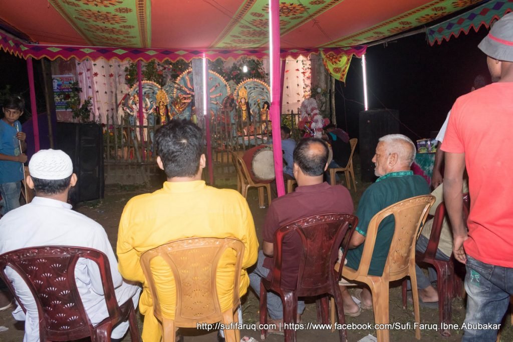 খোকসা উপজেলার, ওসমানপুর ইউনিয়নের, হিজলাবট গ্রামের, হিজলাবট কুটিবাড়ী সার্বজনীন শ্রী শ্রী দুর্গা মন্দির পরিদর্শন ও শুভেচ্ছা বিনিময়- ০৭.০৯.২০১৭