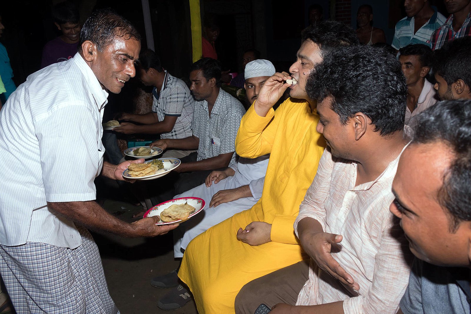 সুফি ফারুক এর ধর্মপাড়া বারোয়ারী শ্রী শ্রী দুর্গা মন্দির পরিদর্শন ও শুভেচ্ছা বিনিময় ২৭.০৯ 17 ধর্মপাড়া গ্রাম - ৬ নং চাপড়া ইউনিয়ন, কুমারখালী, কুষ্টিয়া