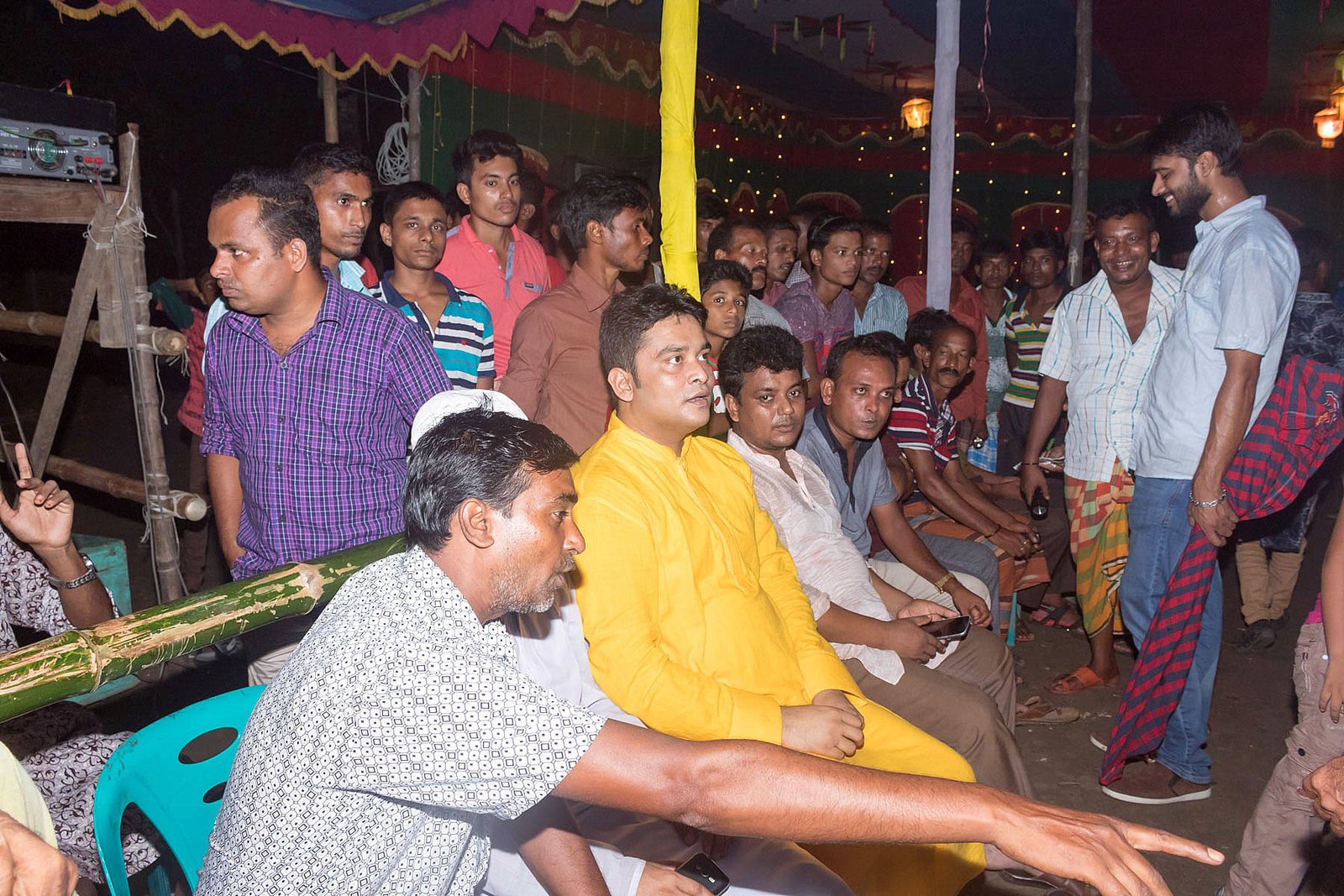 সুফি ফারুক ইবনে আবুবকর ২৭.০৯.২০১৭ তারিখে দুর্গা পূজা উপলক্ষে চাপড়া ইউনিয়নের ধর্মপাড়া বারোয়ারী শ্রী শ্রী দুর্গা মন্দির পরিদর্শন ও শুভেচ্ছা বিনিময় করেন