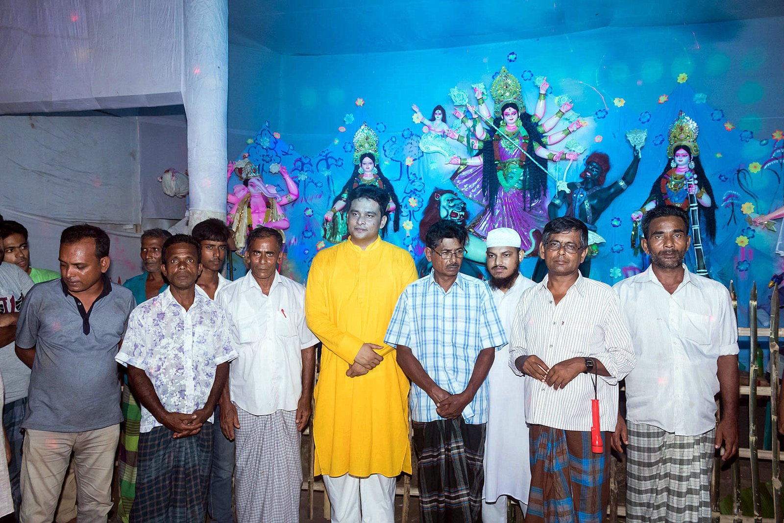 সুফি ফারুক এর ধর্মপাড়া বারোয়ারী শ্রী শ্রী দুর্গা মন্দির পরিদর্শন ও শুভেচ্ছা বিনিময় ২৭.০৯ 9 ধর্মপাড়া গ্রাম - ৬ নং চাপড়া ইউনিয়ন, কুমারখালী, কুষ্টিয়া