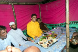 সুফি ফারুক এর সাওতা বারোয়ারী শ্রী শ্রী পূজা মন্দির পরিদর্শন ও শুভেচ্ছা বিনিময় ২৭.০৯ 15 সাওতা গ্রাম - ৬ নং চাপড়া ইউনিয়ন, কুমারখালী, কুষ্টিয়া