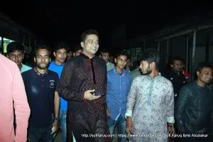গোপগ্রাম বাজারে সুফি ফারুক ইবনে আবুবকর এর গণসংযোগ - ২২.১১.২০১৭