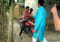 সুফি ফরুক এর গণসংযোগ পান্টি ইউনিয়ন খোদ্দ ভালুকা গোদের বাজার ও চরকেষ্টপুর 28 কুমারখালীর খোদ্দ ভালুকা, গোদের বাজার ও চরকেষ্টপুর গ্রামে সুফি ফারুকের গণসংযোগ