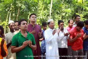 Hannan er Poribar er Shathe Dekha o kobor jiyarot Mulgram Panti 18 সহযোদ্ধা আব্দুল হান্নানের প্রথম মৃত্যুবার্ষিকী: দক্ষিণ মূলগ্রামে সুফি ফারুকের শ্রদ্ধা ও শোকাতুর পরিবারের সাথে সাক্ষাৎ 16 Hannan er Poribar er Shathe Dekha o kobor jiyarot Mulgram Panti 18 সহযোদ্ধা আব্দুল হান্নানের প্রথম মৃত্যুবার্ষিকী: দক্ষিণ মূলগ্রামে সুফি ফারুকের শ্রদ্ধা ও শোকাতুর পরিবারের সাথে সাক্ষাৎ