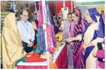 নারী ও শিশু শেখ হাসিনার নেতৃত্বে "নারী ও শিশু" খাতে অগ্রগতি ও সমৃদ্ধির দশ বছর (২০০৯-২০১৮) 3 শেখ হাসিনার নেতৃত্বে "নারী ও শিশু" খাতে অগ্রগতি ও সমৃদ্ধির দশ বছর (২০০৯-২০১৮)