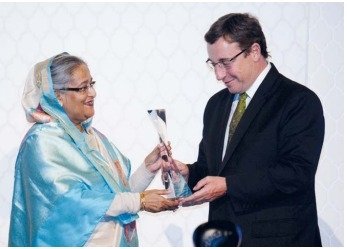 পরিবেশ বন ও জলবায়ু শেখ হাসিনার নেতৃত্বে পরিবেশ, বন ও জলবায়ু খাতে অগ্রগতি ও সমৃদ্ধির দশ বছর (২০০৯-২০১৮) 3 শেখ হাসিনার নেতৃত্বে "পরিবেশ, বন ও জলবায়ু" খাতে অগ্রগতি ও সমৃদ্ধির দশ বছর (২০০৯-২০১৮)