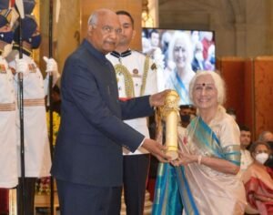 Prabha Atre 1 প্রভা আত্রেও চলে গেলেন