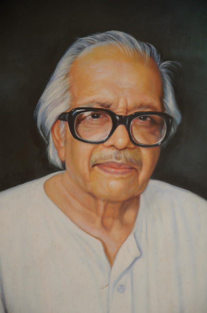 রবীন্দ্র কেলকর ও গান্ধীবাদী প্রগতিশীল চেতনা: গোয়ার স্বাধীনতা সংগ্রামী ও জ্ঞানপীঠ জয়ী রবীন্দ্র কেলকর কোঙ্কানি সাহিত্যে এক সুগভীর চিন্তাশীল ও প্রগতিশীল গদ্যের জোয়ার আনেন। তিনি গান্ধীবাদী দর্শন, মানবিক মূল্যবোধ, অস্পৃশ্যতা দূরীকরণ এবং অসাম্প্রদায়িক কোঙ্কানি সমাজের পক্ষে অসংখ্য কালজয়ী প্রবন্ধ ও উপন্যাস রচনা করে কোঙ্কানি সমাজকে আধুনিক শিক্ষায় দীক্ষিত করেন।