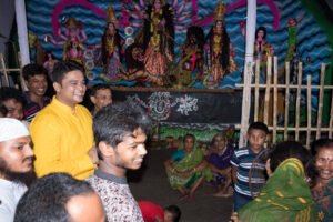 Durga Puja Kumarkhali 27.09.2017 12 ২০১৭ সালের দুর্গাপূজা: কুমারখালী ও খোকসার পূজামণ্ডপ পরিদর্শন, সম্প্রীতির বার্তা ও আর্থিক অনুদান 17 কুমারখালী দুর্গোৎসব ২৭.০৯.২০১৭ | Durga Puja Kumarkhali 27.09.2017