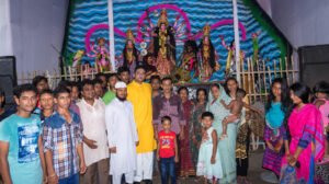 Durga Puja Kumarkhali 27.09.2017 17 ২০১৭ সালের দুর্গাপূজা: কুমারখালী ও খোকসার পূজামণ্ডপ পরিদর্শন, সম্প্রীতির বার্তা ও আর্থিক অনুদান 15 কুমারখালী দুর্গোৎসব ২৭.০৯.২০১৭ | Durga Puja Kumarkhali 27.09.2017