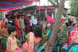 Kumarkhali Khoksa Durga Puja Udjapon 2018 10 18 12 ২০১৮ সালের দুর্গাপূজা: কুমারখালী ও খোকসার পূজামণ্ডপ পরিদর্শন, সম্প্রীতির বার্তা ও শুভেচ্ছা অনুদান 19 ২০১৮ সালের দুর্গাপূজা - কুমারখালী ও খোকসার পূজামণ্ডপ পরিদর্শন, সম্প্রীতির বার্তা ও শুভেচ্ছা অনুদান - সুফি ফারুক ইবনে আবুবকর